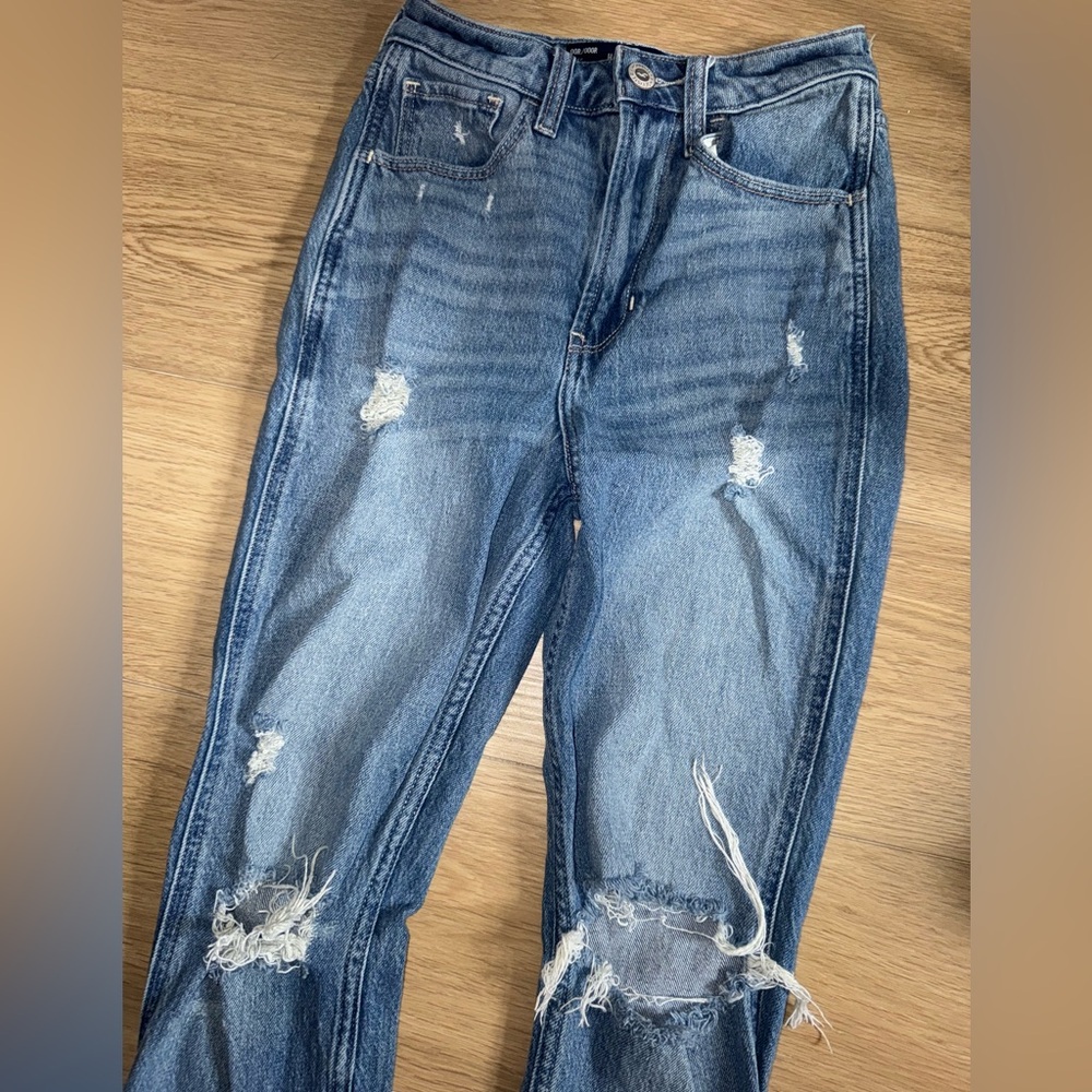 hollister co High-waisted distressed denim ultra highrise mom jeans